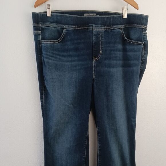 Torrid Lean Jean Slim Boot Super Soft Mid-Rise blue  Jeans size 2R - Picture 5 of 7